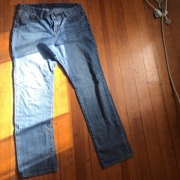 Get lucky 😏 - Picture 3 of 5